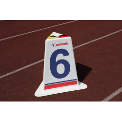 Piramide segna corsia vetroresina per atletica