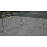 Lockable barrier