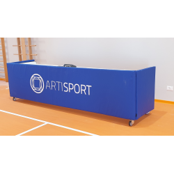 Judges table basketball with protections