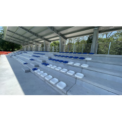 Scocca senza schienale per tribuna