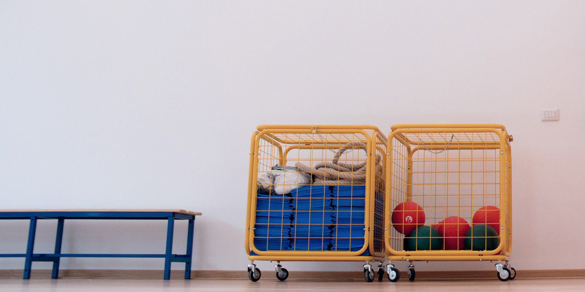 Attrezzatura per ginnastica per scuole: cosa non può mancare